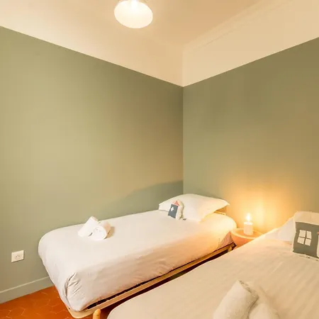 Comedie - Premiere Conciergerie Apartment